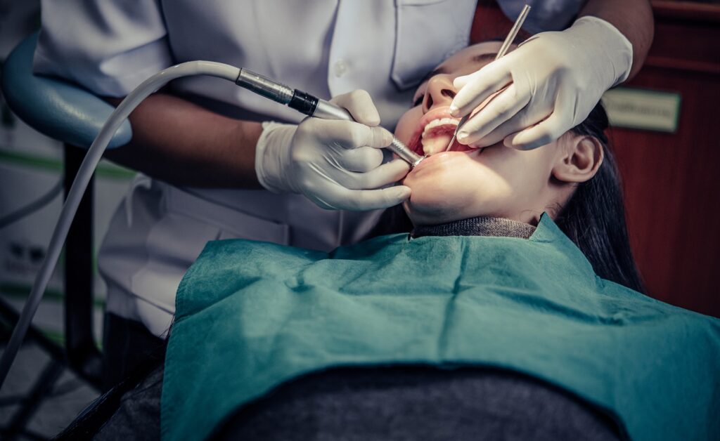 endodontist in Ventura